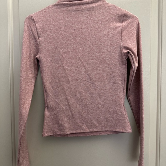 Express Body Contour Cozy Mock Neck Top - Picture 5 of 14